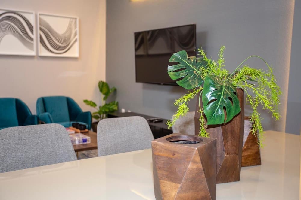 Summerville Townhome #7556 - Image 10