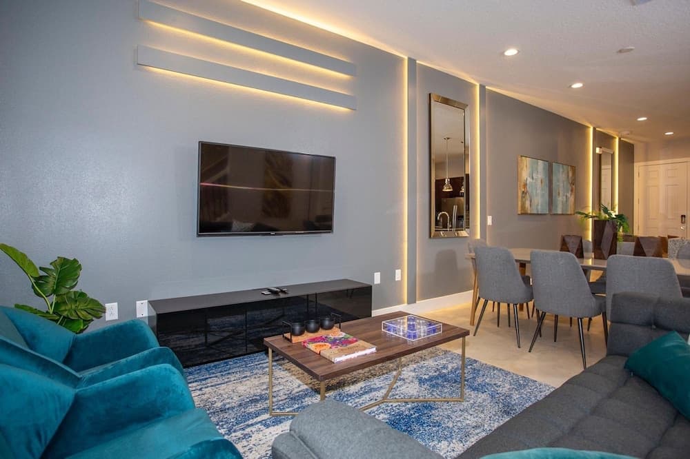 Summerville Townhome #7556 - Image 3