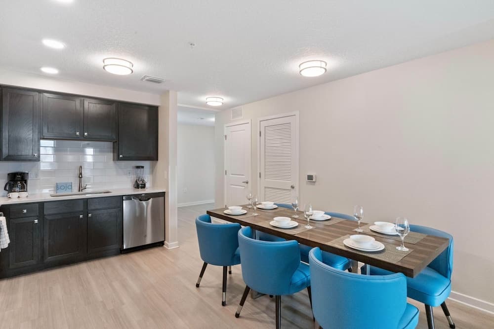 Breakview Residence #110 - Image 8