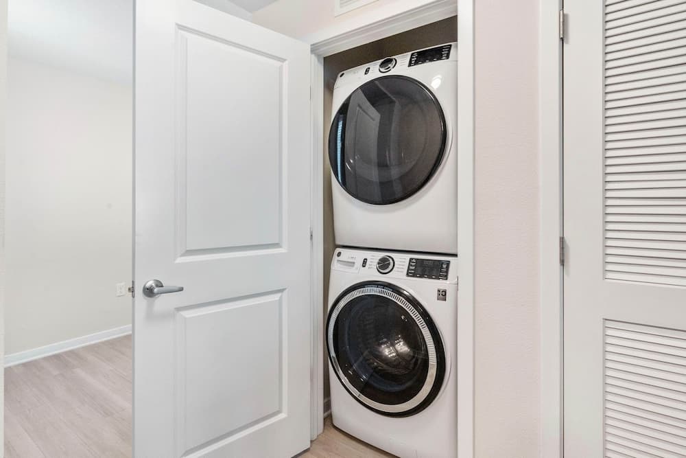 Breakview Residence #210 - Image 11