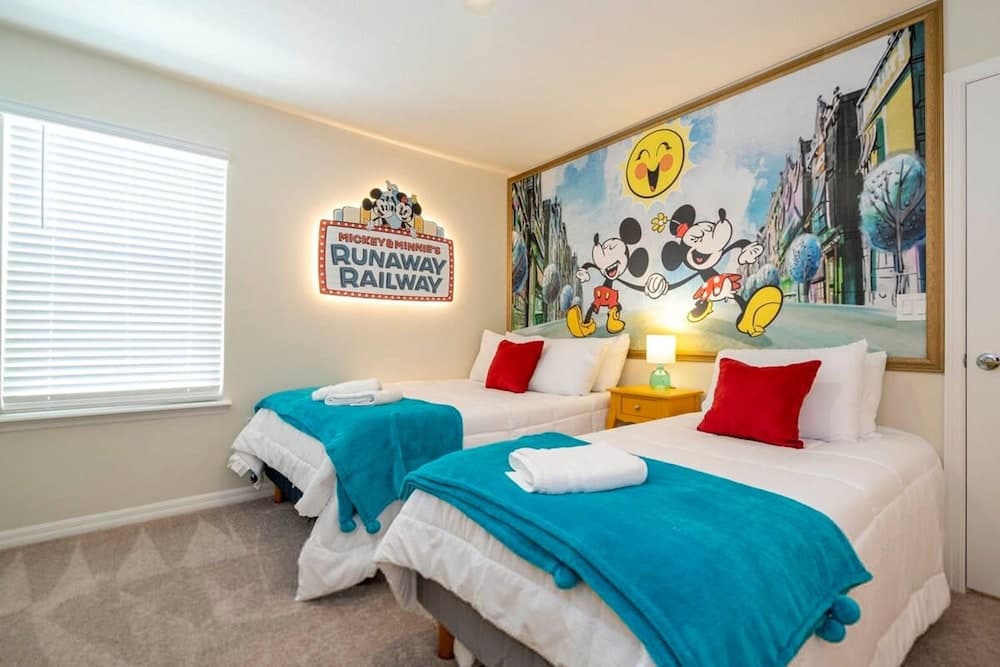 Windsor Island #4015 - Image 18