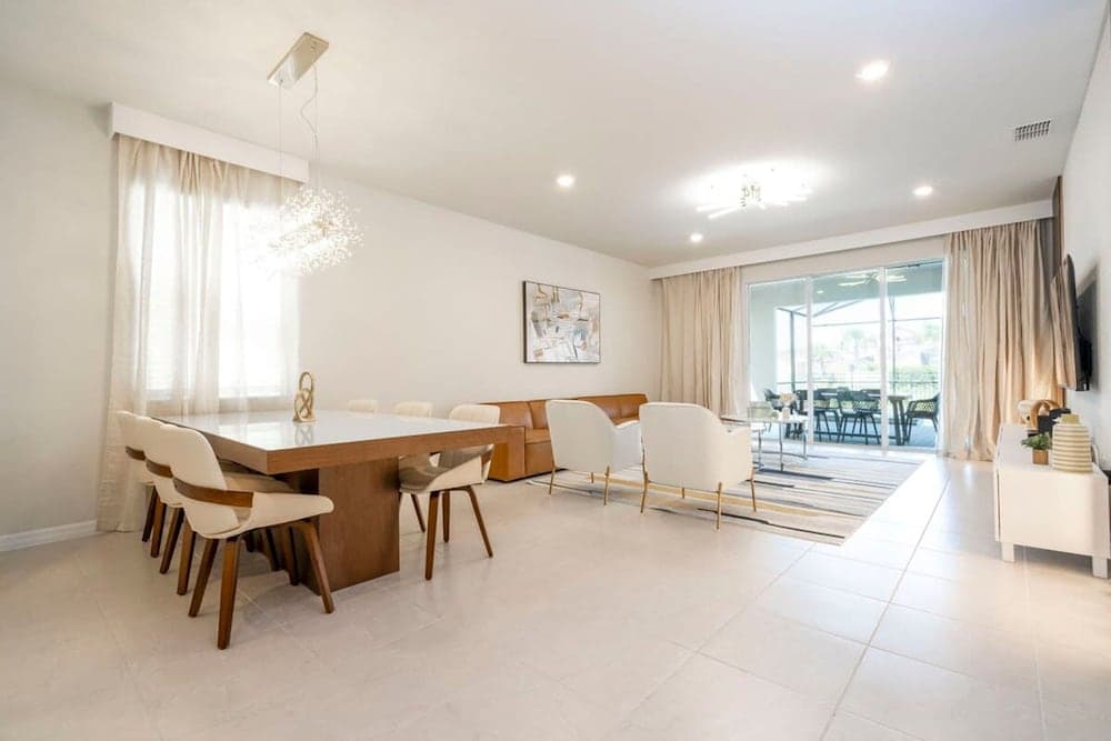 Windsor Island #4015 - Image 6