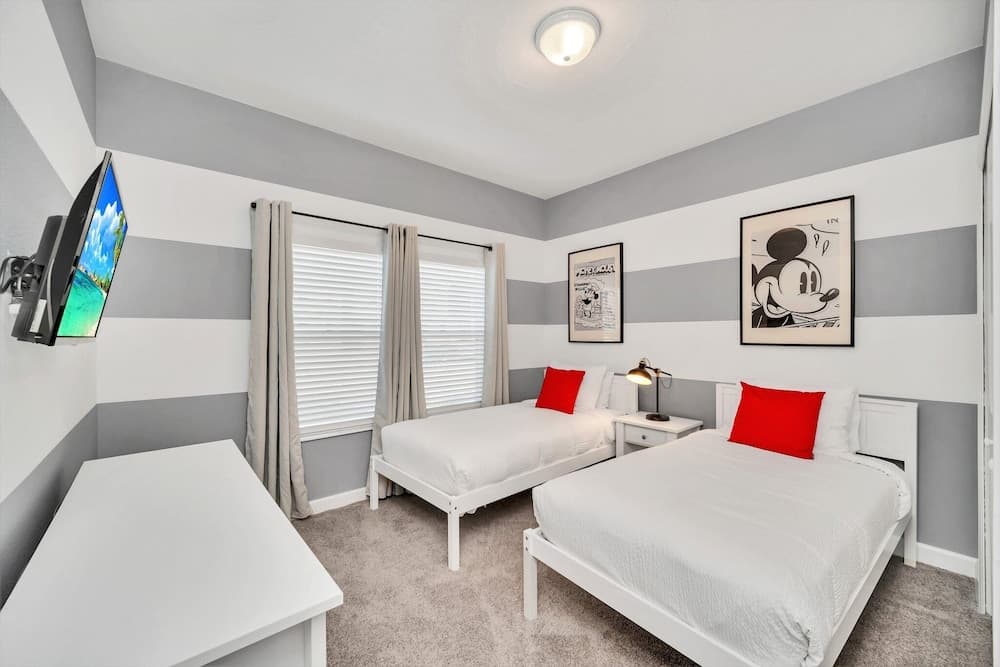 Paragraph Place - Image 28