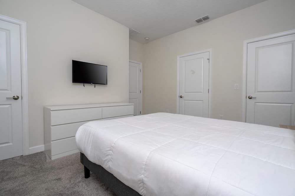 Charming Hideaway - Image 16