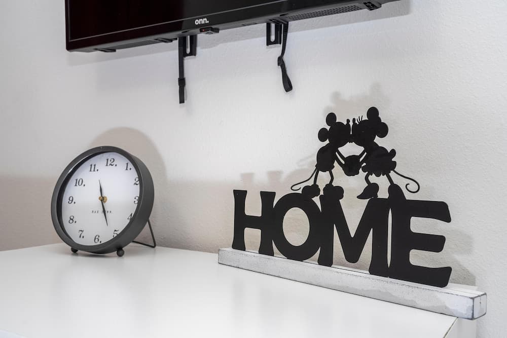 Charming Hideaway - Image 11