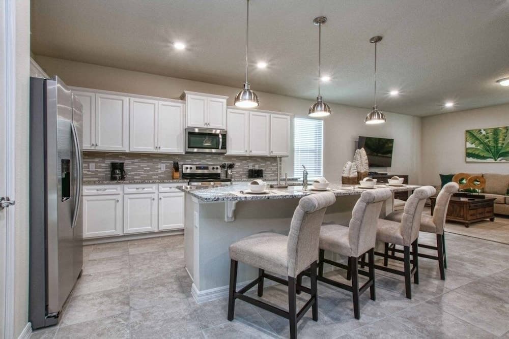 Windsor Home #4404 - Image 5