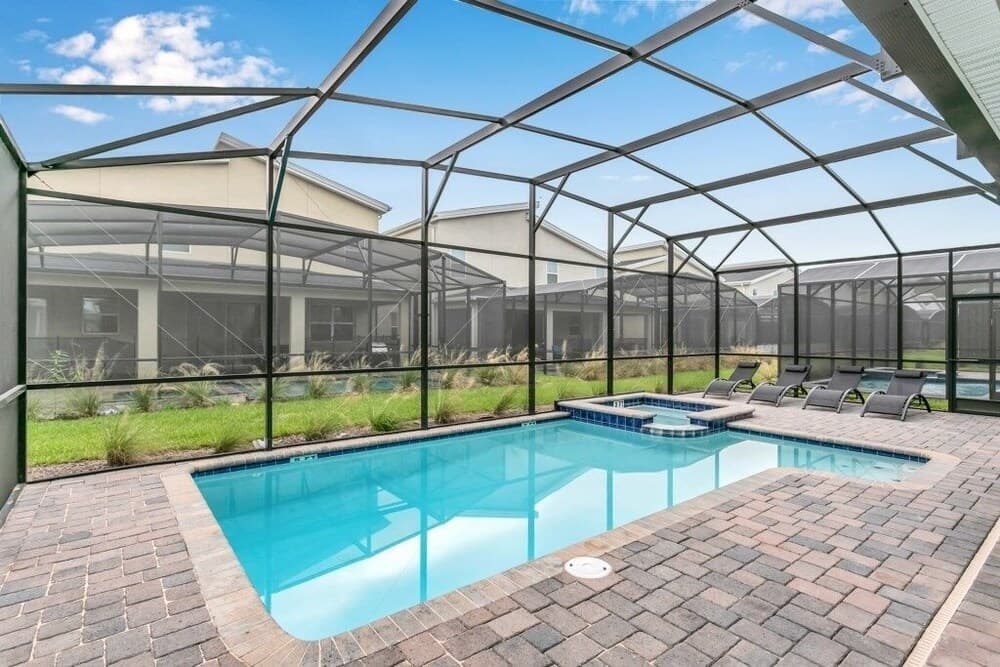 Target Boulevard Villa - Image 2