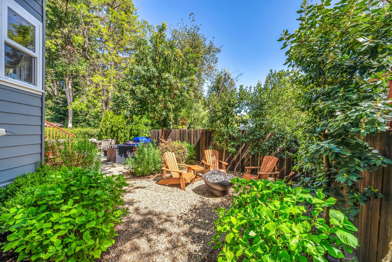 Creekside Cottage Home - Image 55