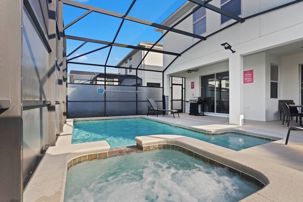 Sleepy Hollow Oasis - Image 42