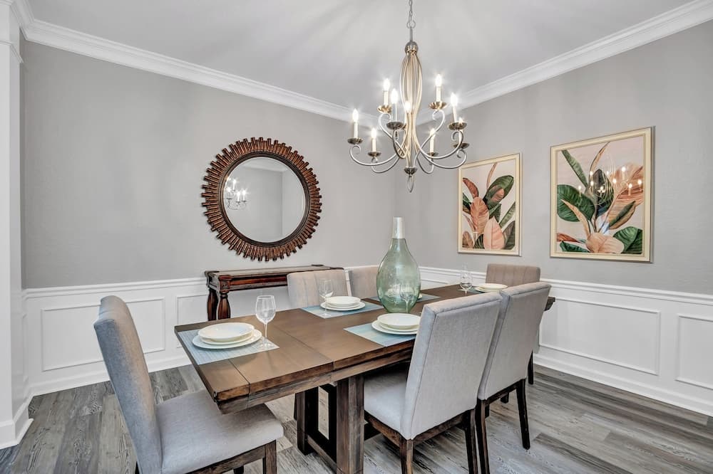 Cayview Realm #306 - Image 11