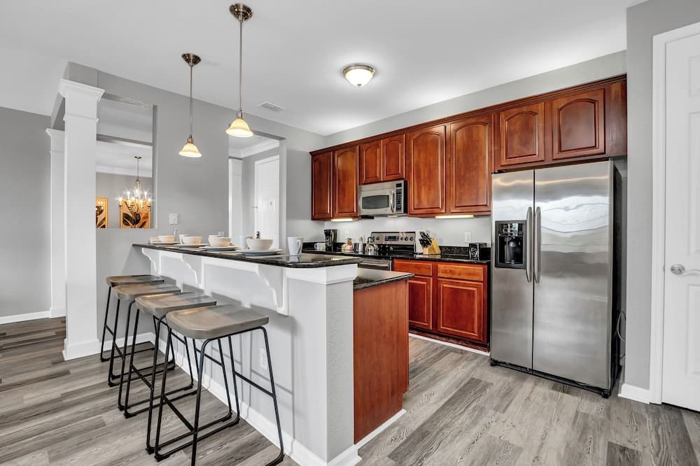 Cayview Realm #306 - Image 5