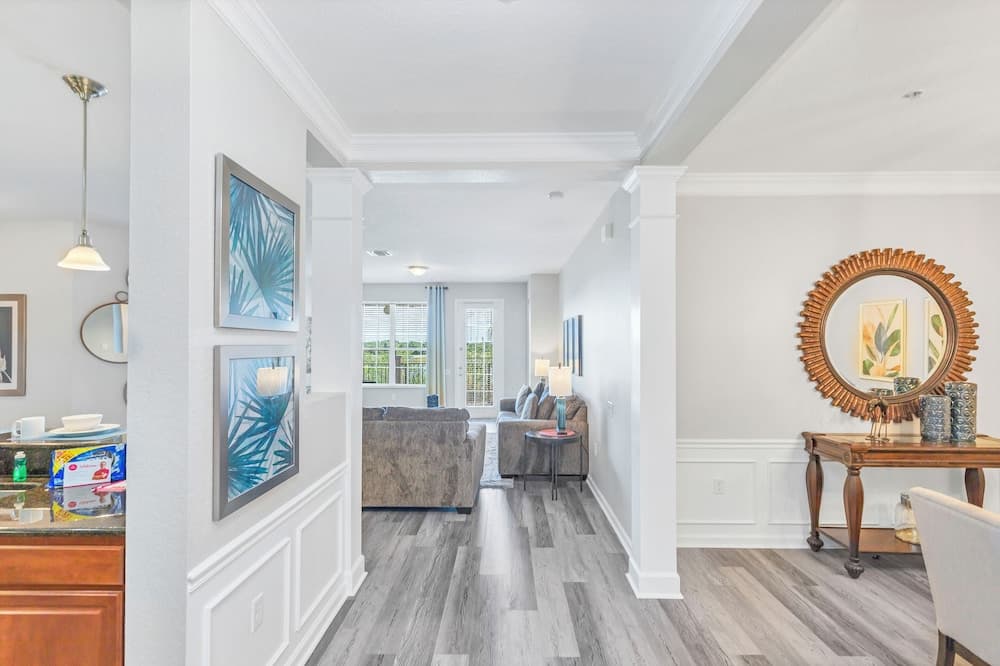 Cayview Realm #306 - Image 15