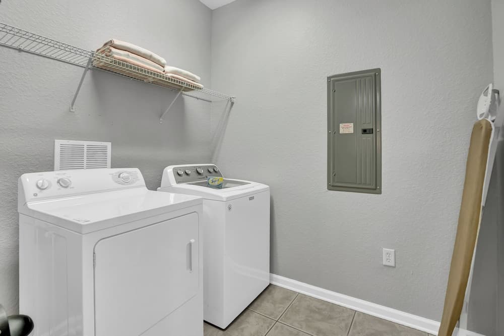 Cayview Realm #306 - Image 26