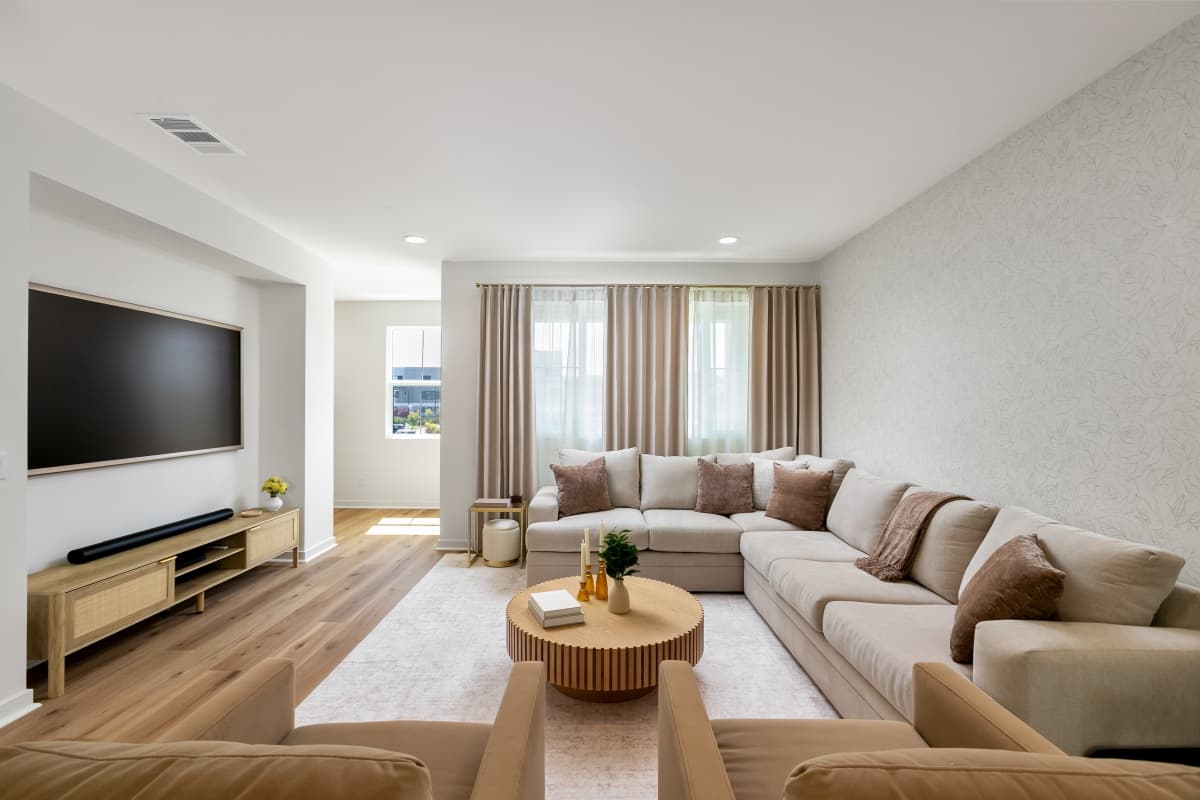 Carlsbad Contemporary Retreat - Image 1