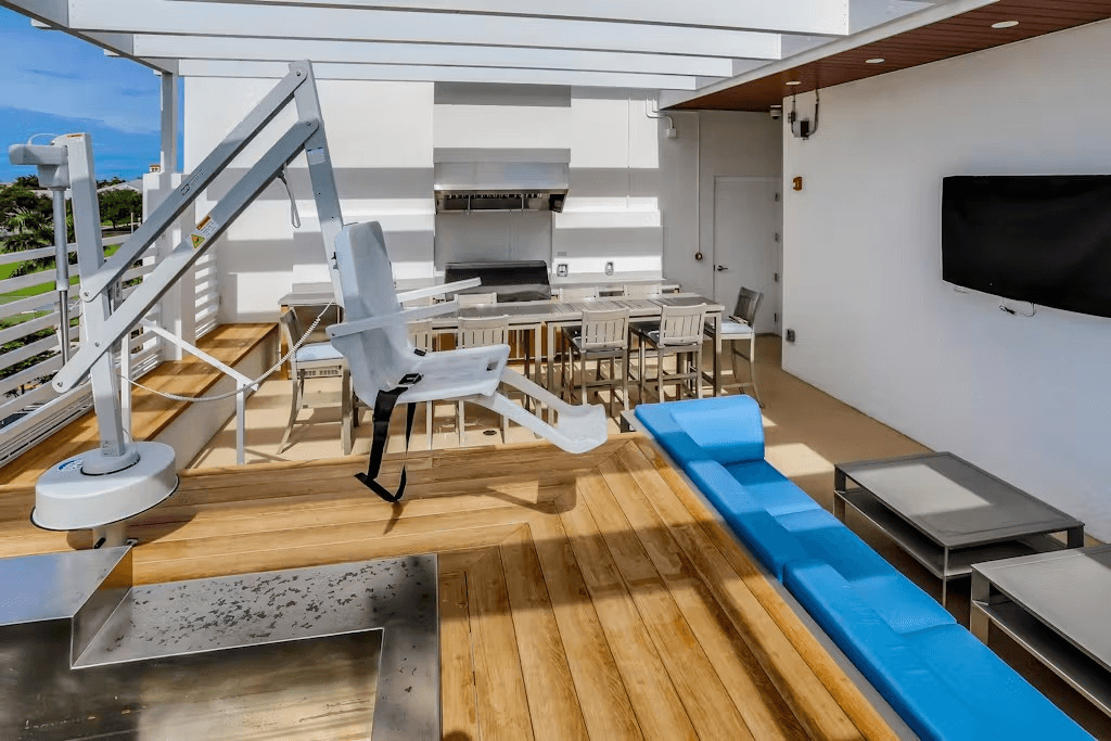 Heart of Naples - Image 26