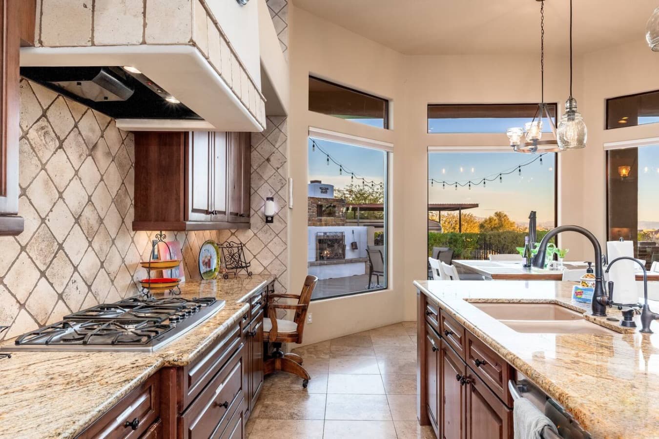 Dreamy Desert Villa - Image 10