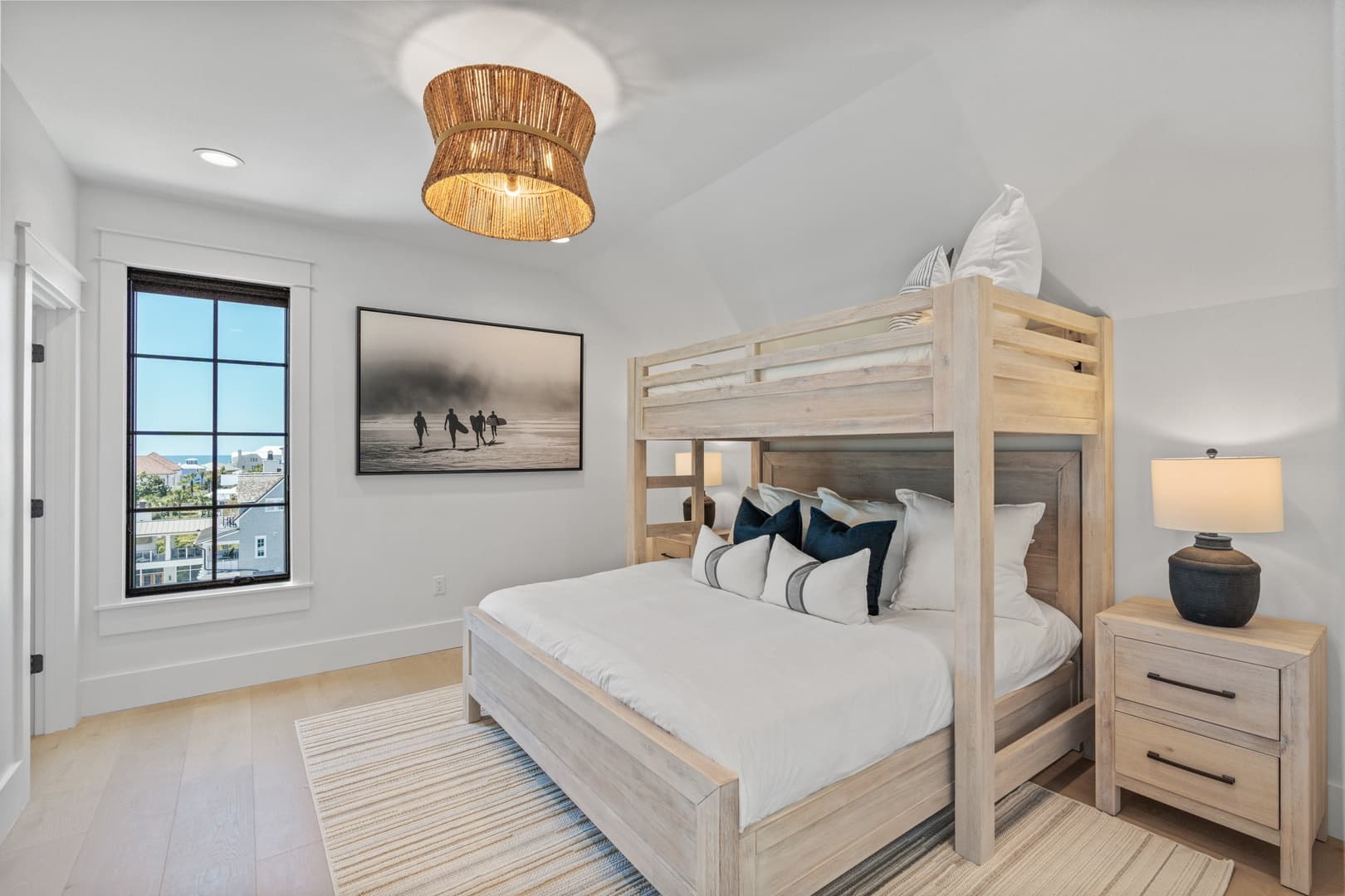 Grand Pearl - Image 146