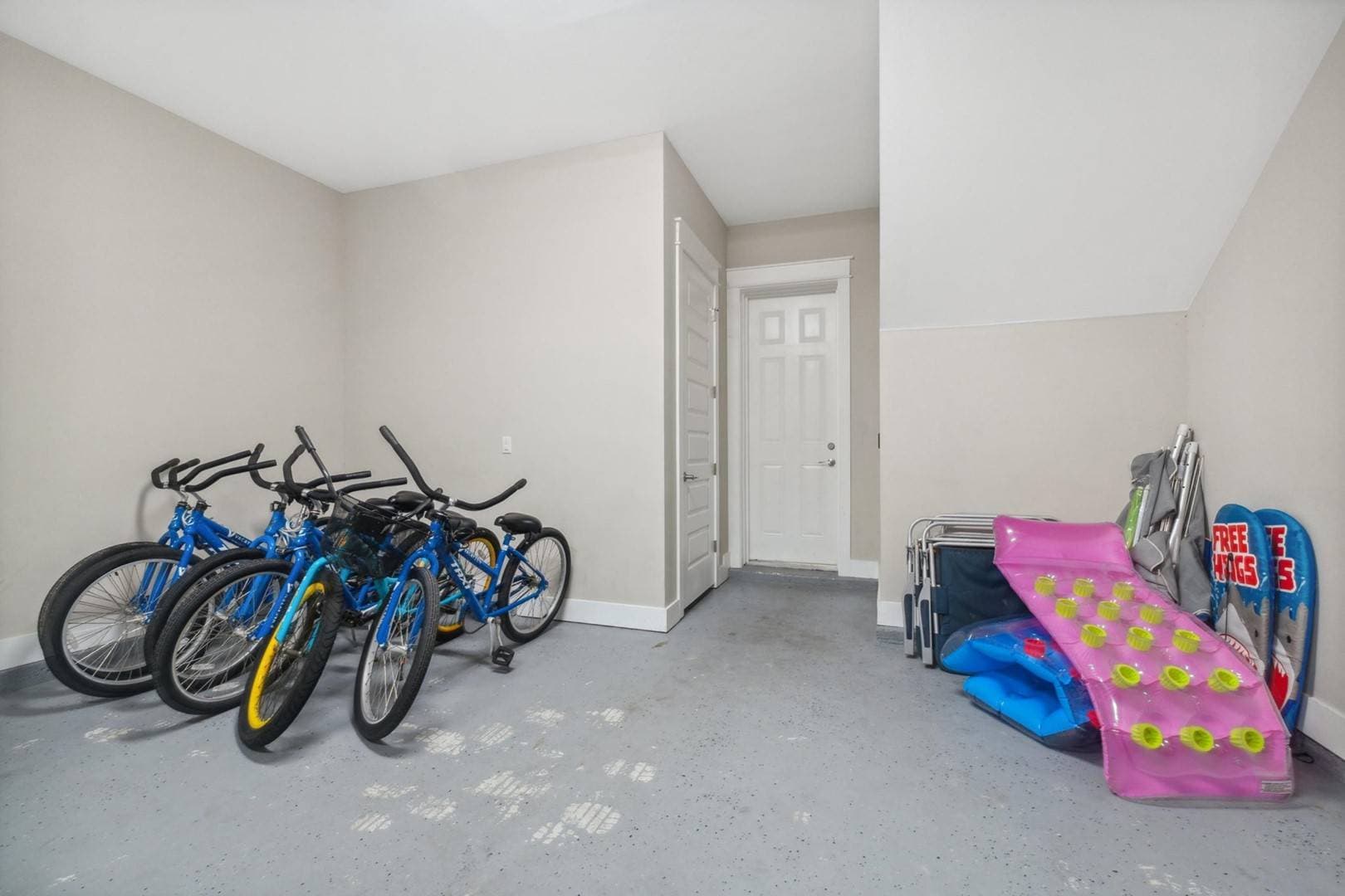 Endless Summer - Image 23