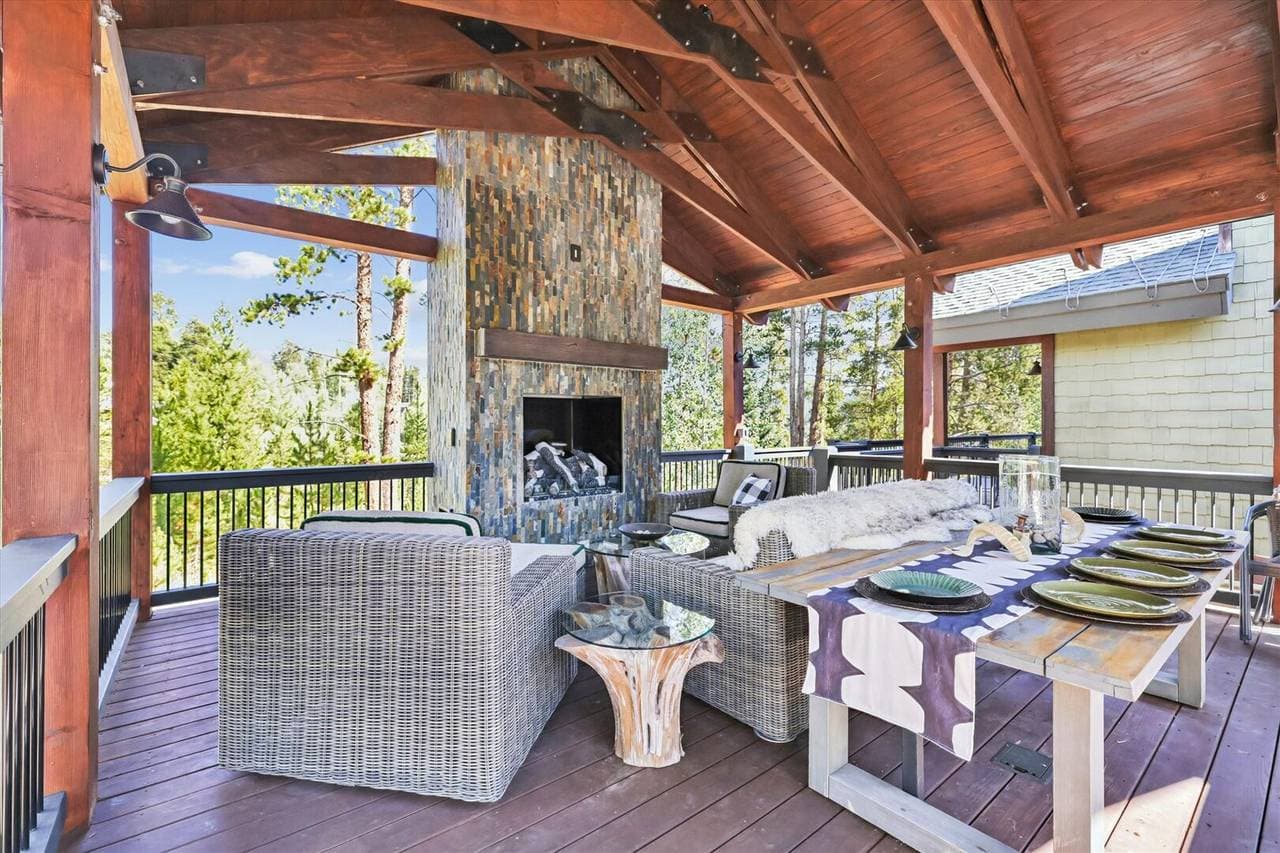 Pine Needle Lodge - Image 32