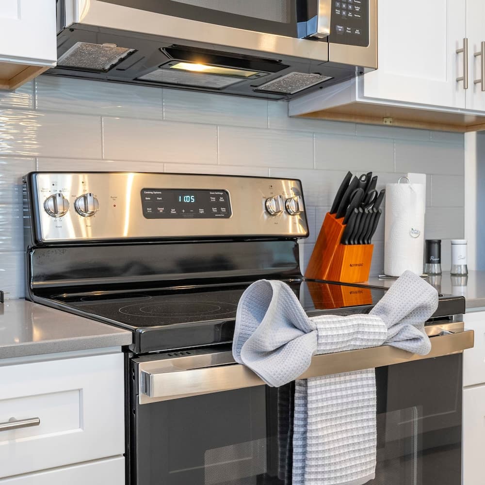 Storey Lake #2560 - Image 11