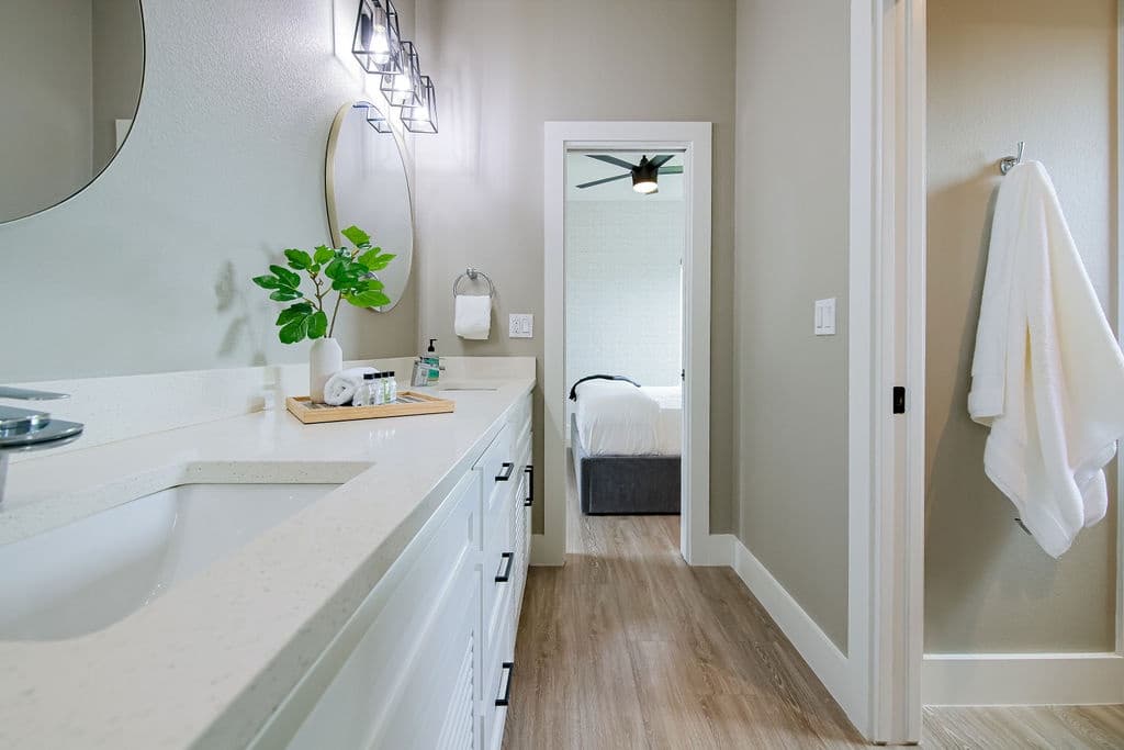 Wish You Were Here Place - Image 16