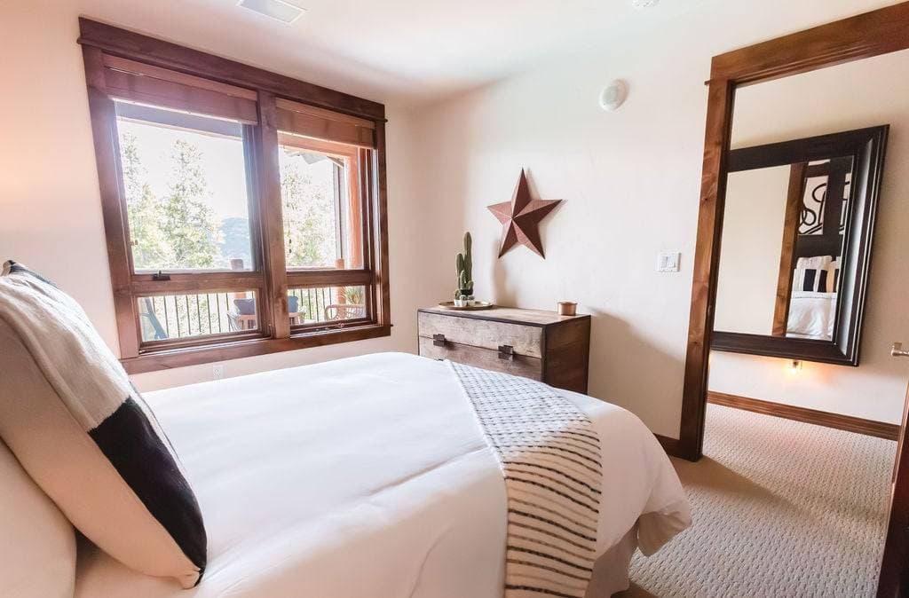 Seasons #607 - Image 34