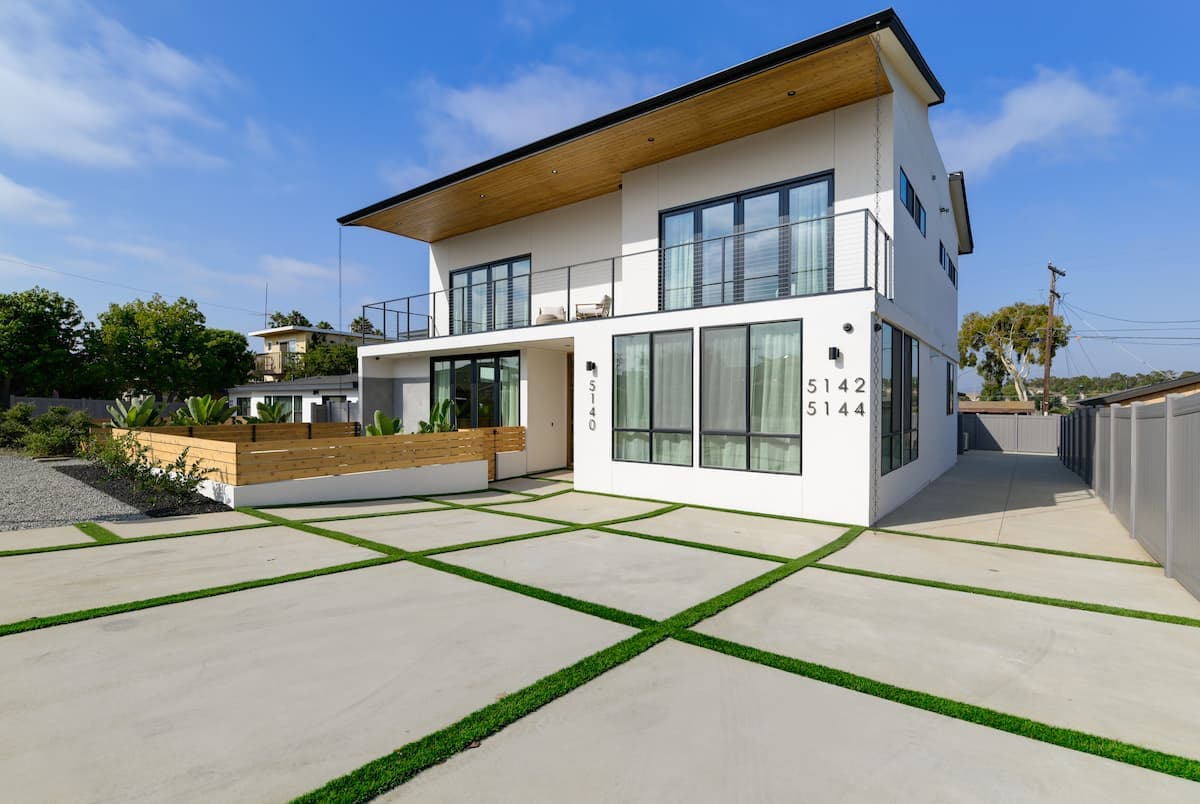 Ocean View Poolside Retreat - Image 77