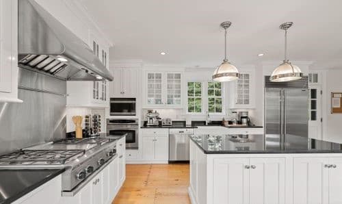 Hiawatha Manor - Image 11