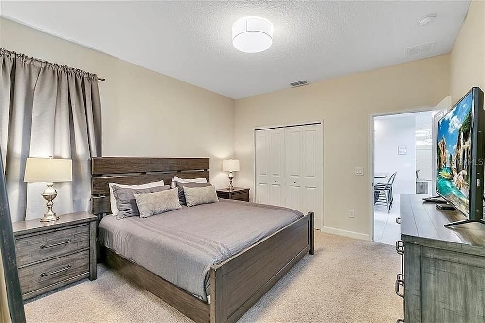 Ever Blue - Image 13