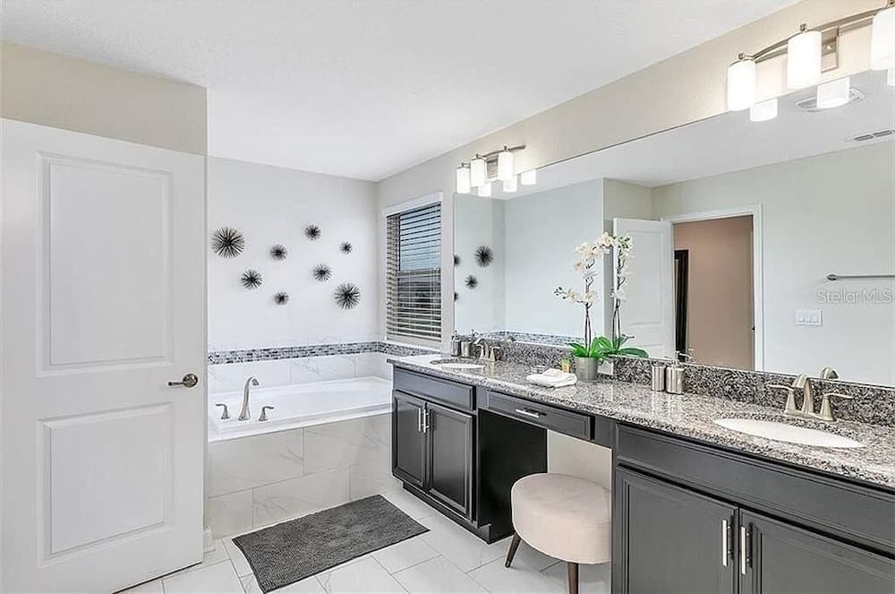 Ever Blue - Image 24