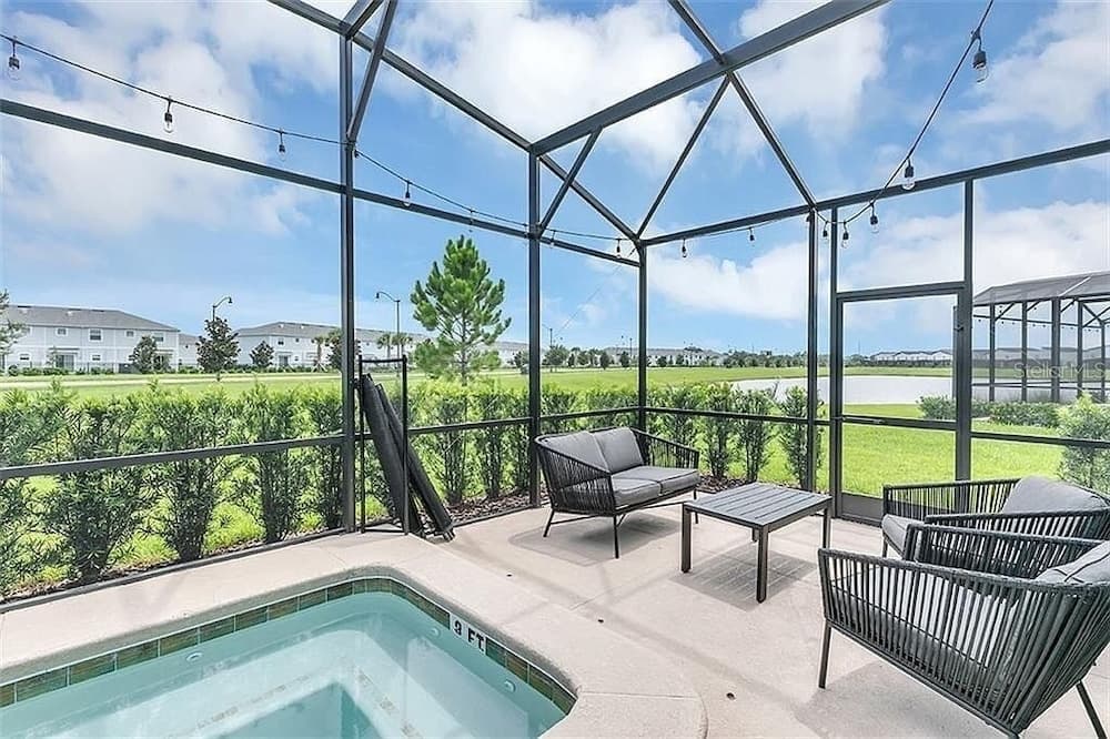 Ever Blue - Image 27