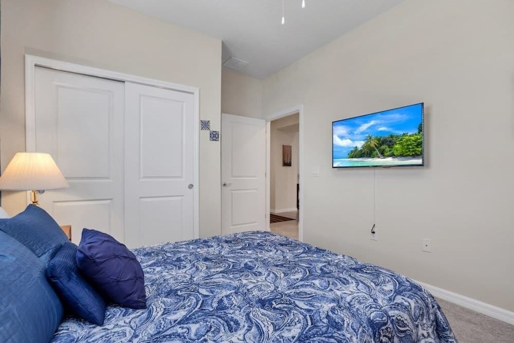 Palmway Four - Image 18