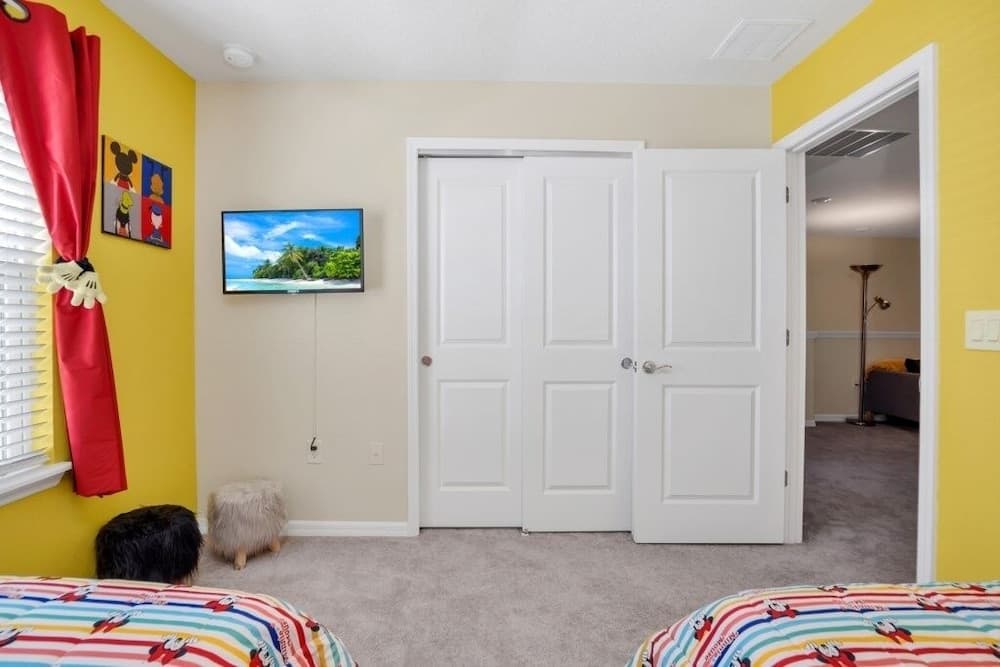 Palmway Four - Image 28