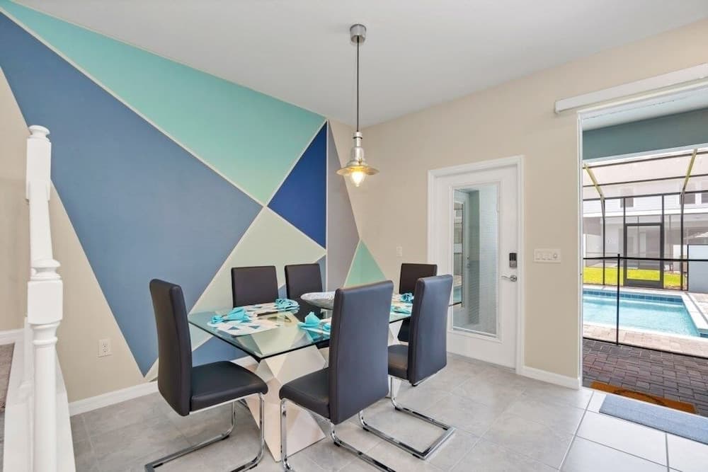 Palmway Four - Image 10