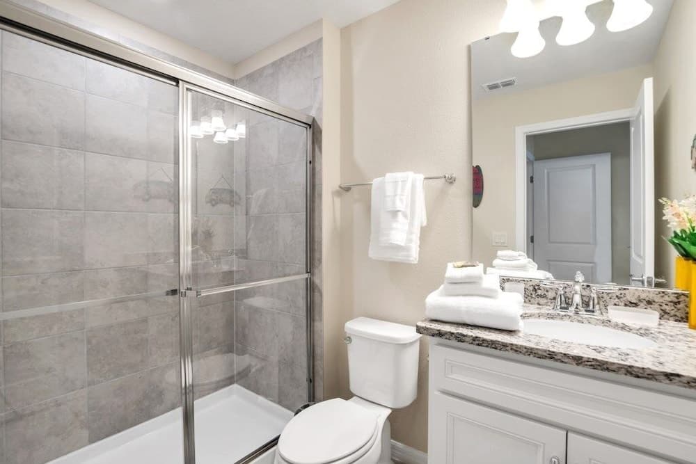 Palmway Four - Image 32