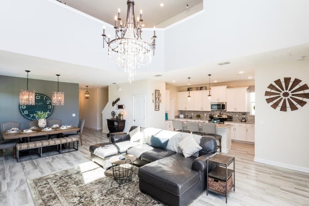 Gentle Luxury - Image 2