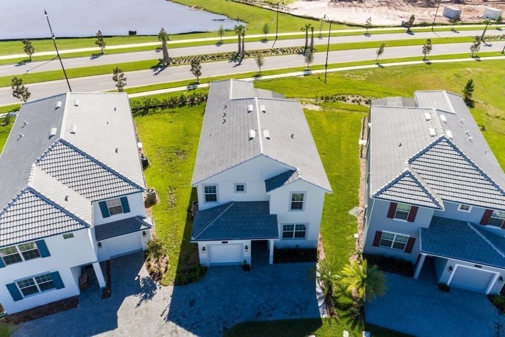 Gentle Luxury - Image 56