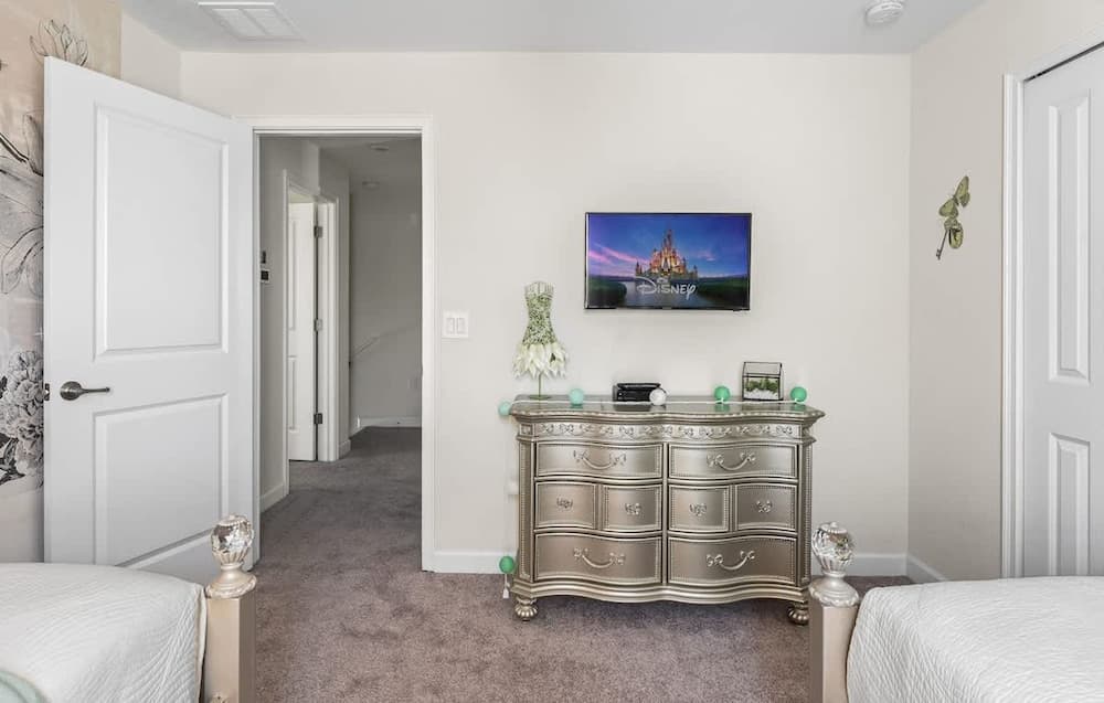 Themed Pixie - Image 23