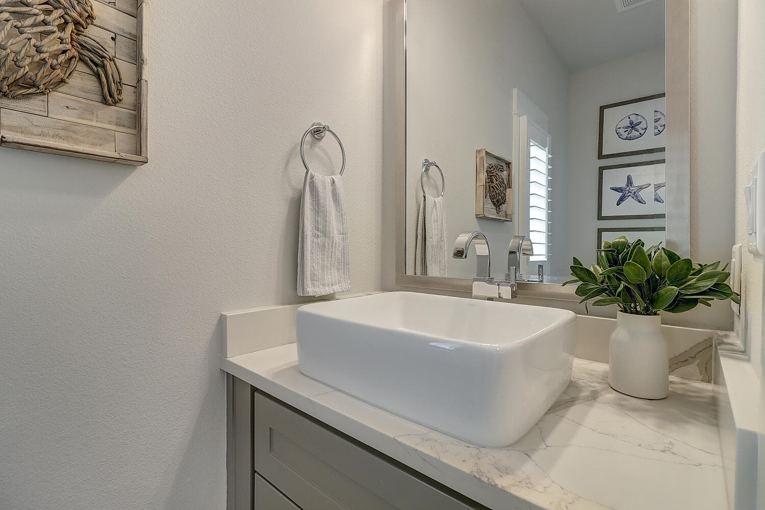 5 O'Clock Four Shore - Image 33