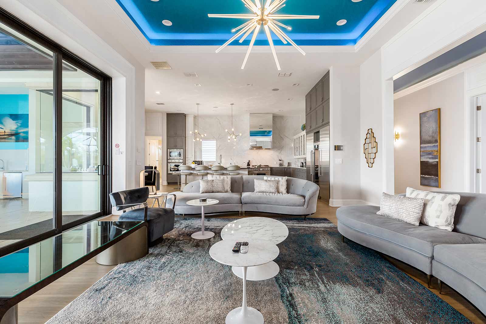 Michael's Manor - Image 4