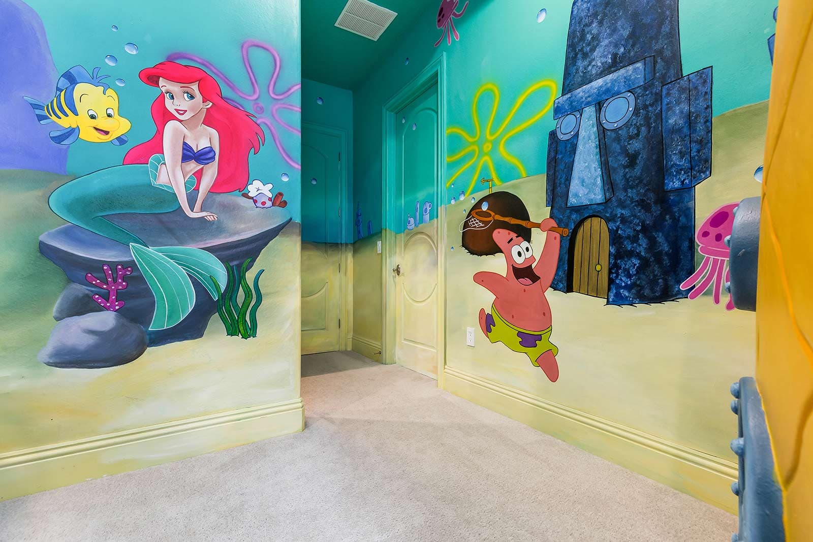 Michael's Manor - Image 25