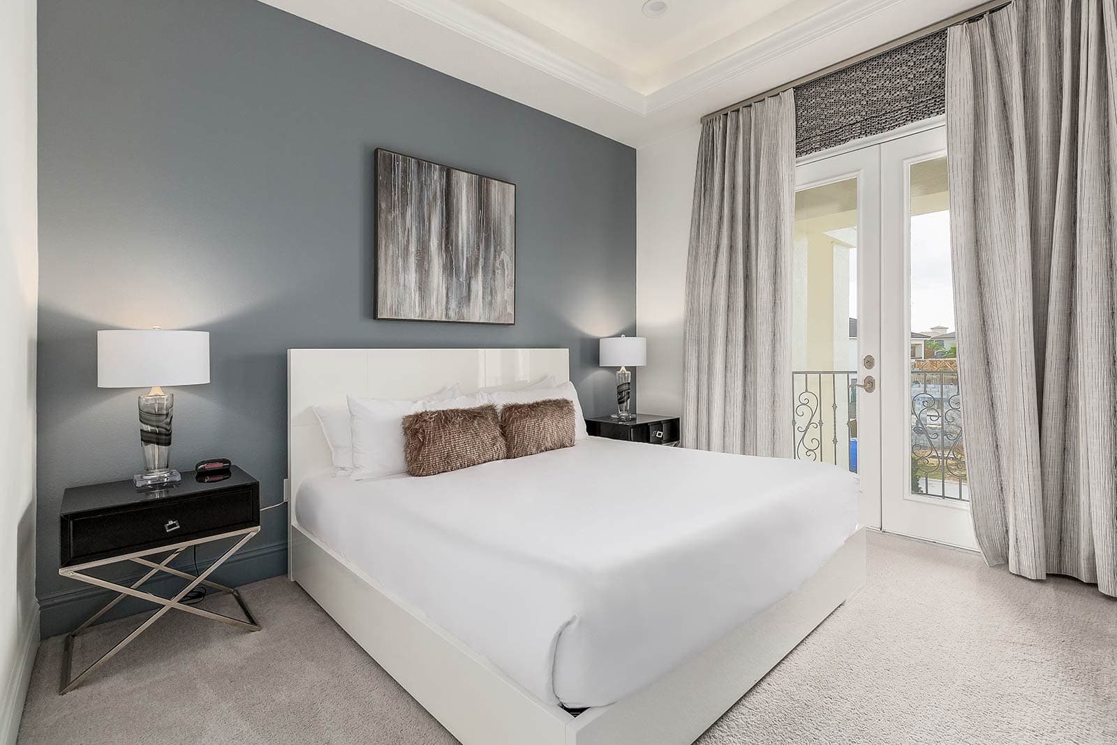 Michael's Manor - Image 35