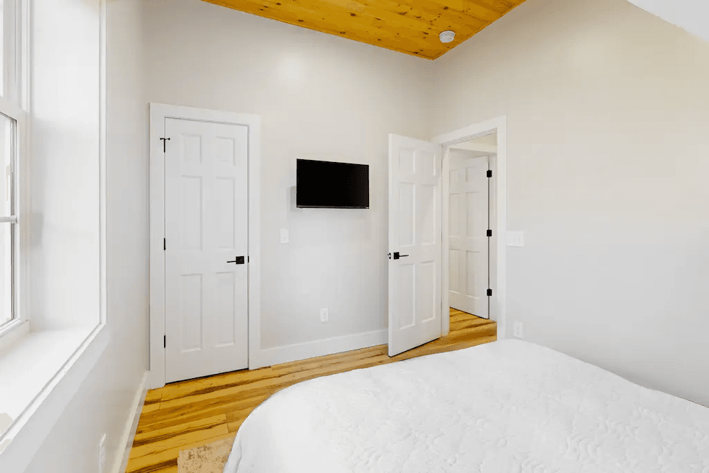 River Rock Cottage - Image 15