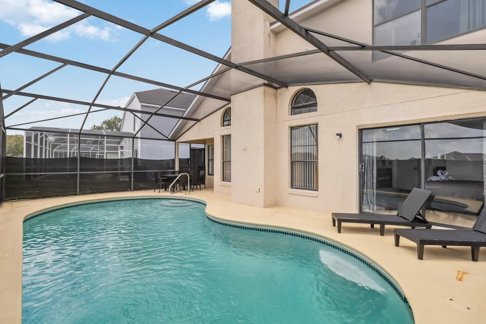 Downing Pool House - Image 21