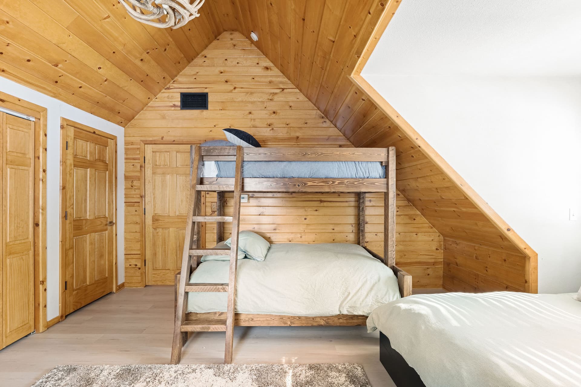 Evergreen Pines - Image 21