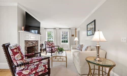 Hiawatha Manor - Image 36