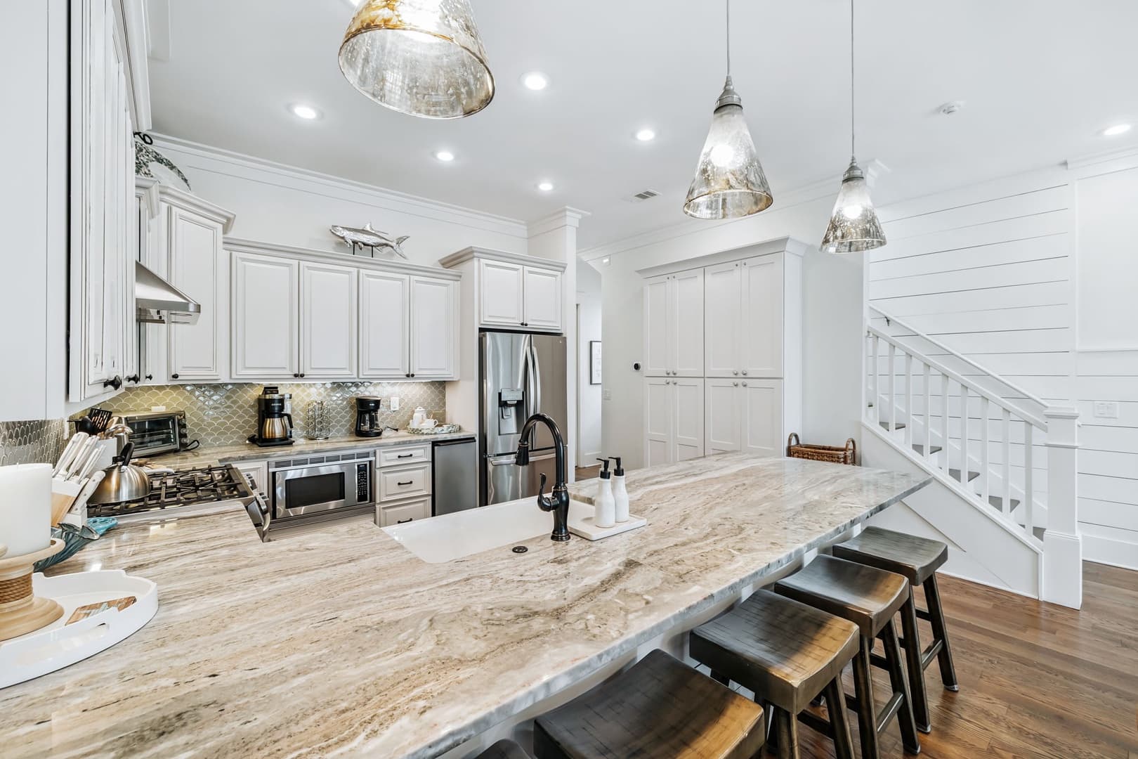 Beach Heaven - Image 12