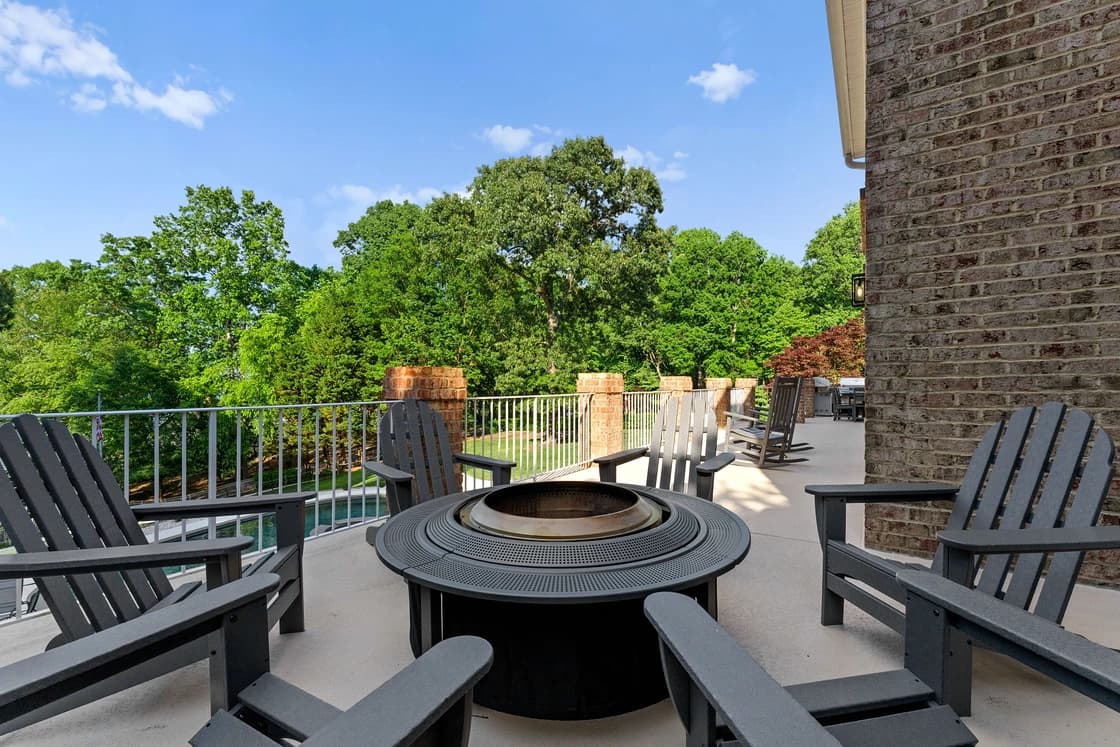 Shoreway Cove - Image 8