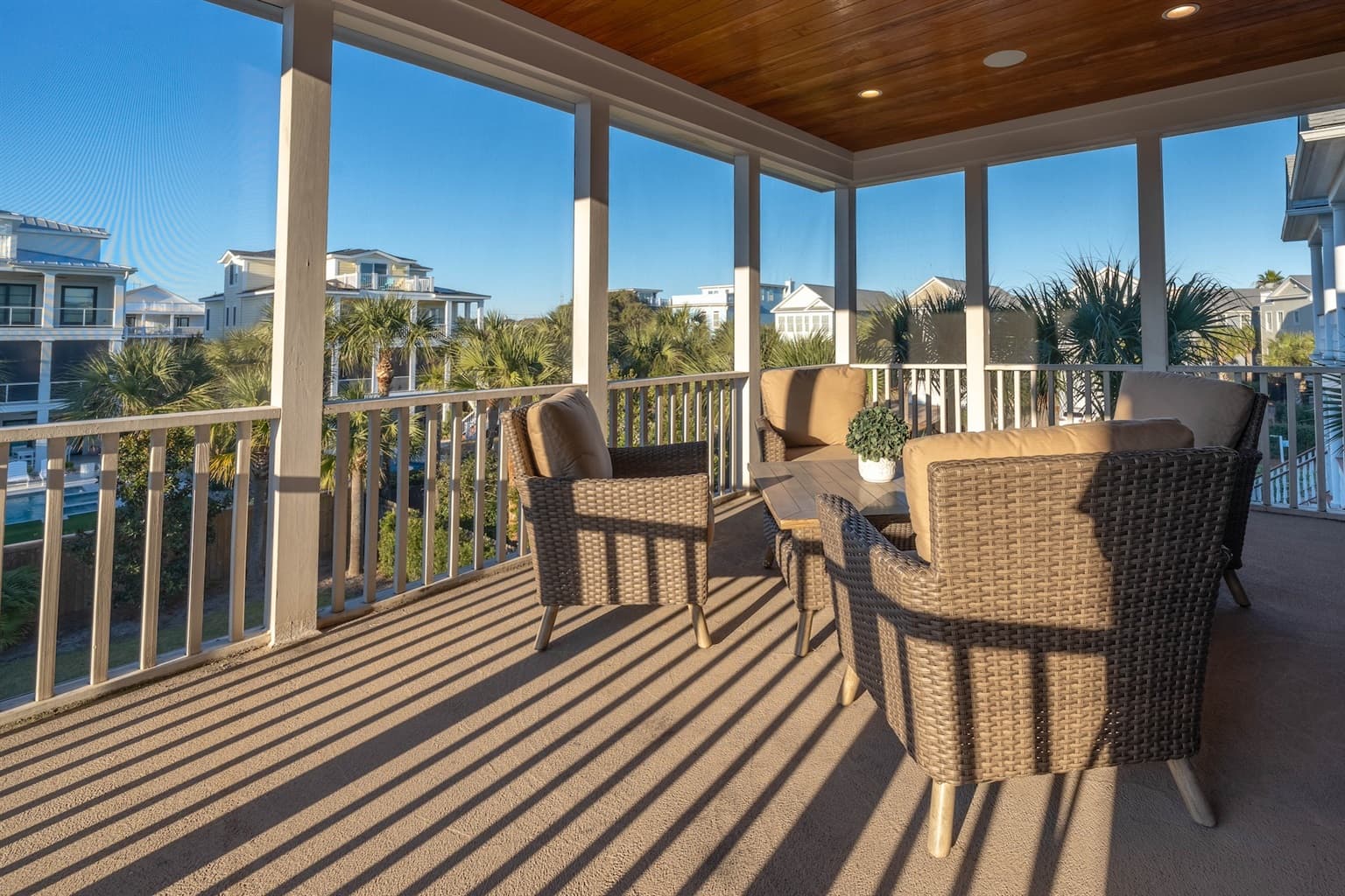 Isle Elegance Manor - Image 33