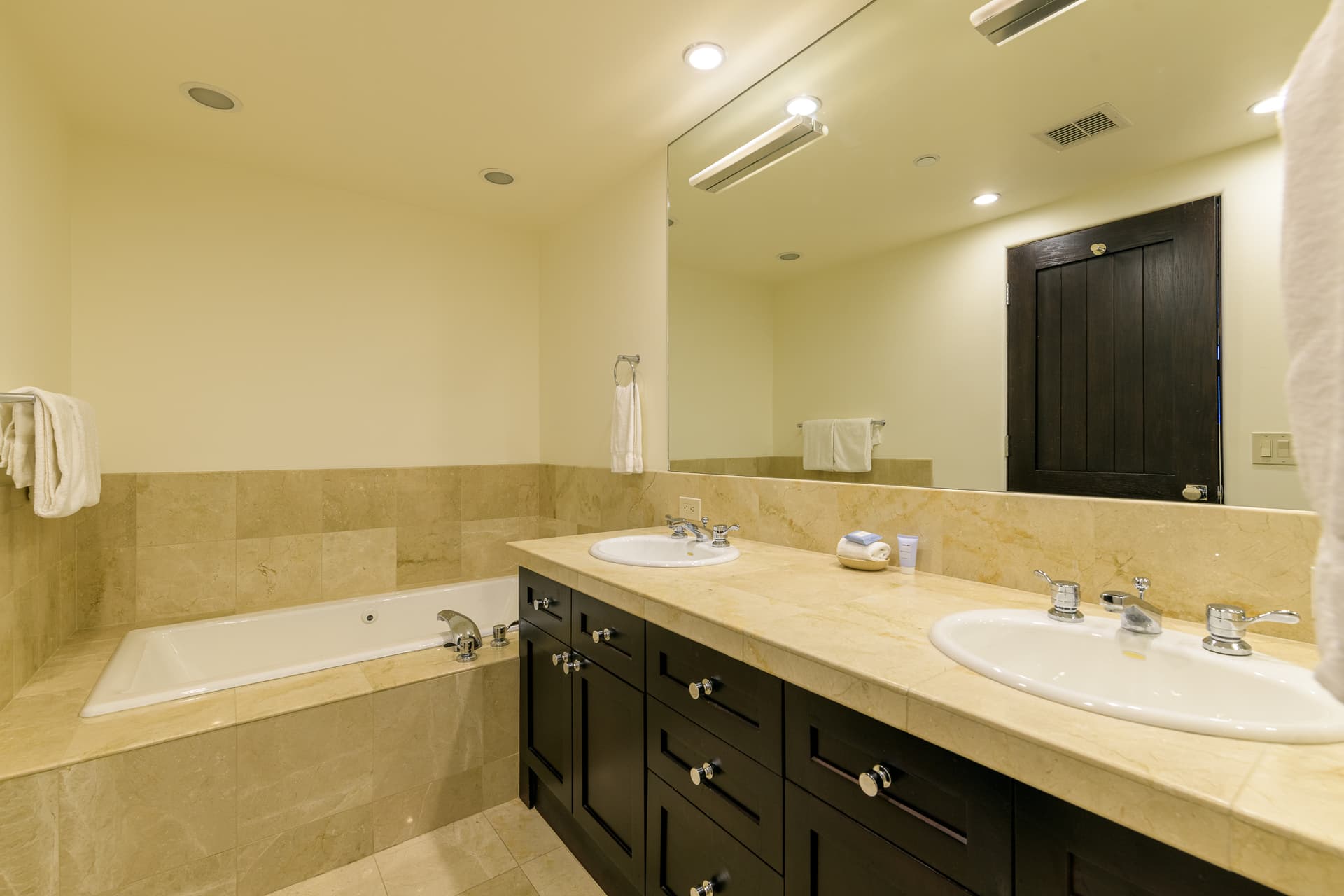 Overlook at Granita Penthouse - Image 34